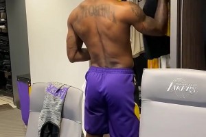 这你受得了吗？一下子来了3个库里🏀