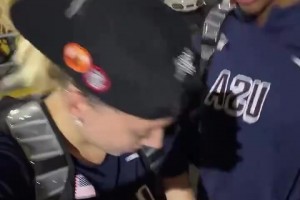 颜值高😍佩奇与国家队队友里斯合拍视频~